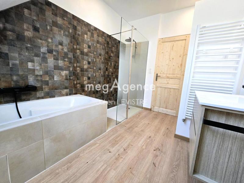 Maison - 177 m² - 5 pièces