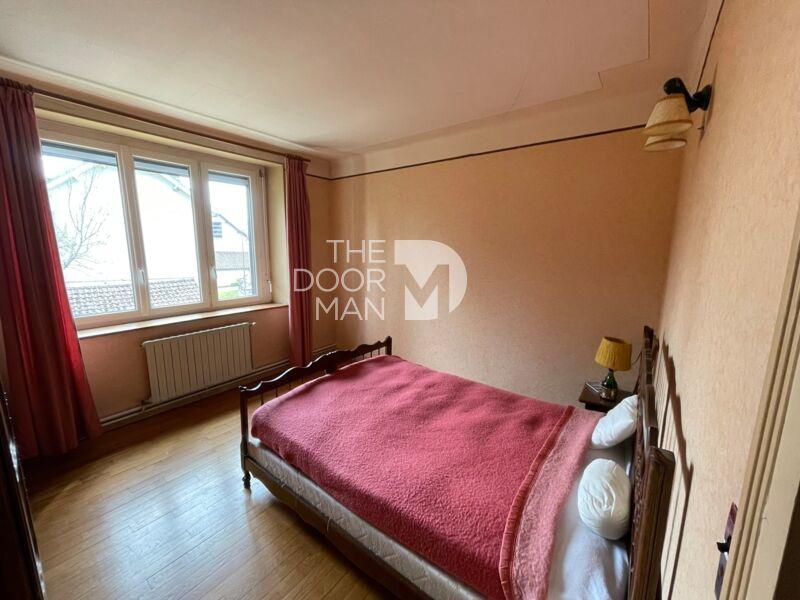 Maison - 183 m² - 8 pièces