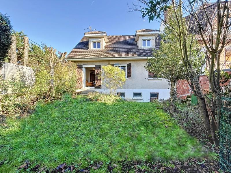 Maison - 106 m² - 6 pièces