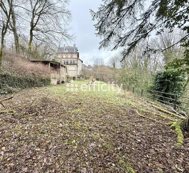 Demeure - 395 m² - 12 pièces