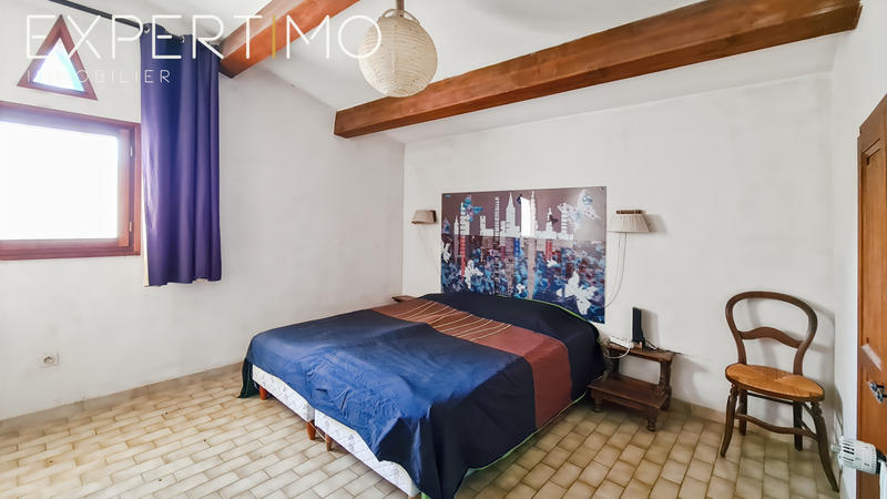 Maison - 307 m² - 10 pièces