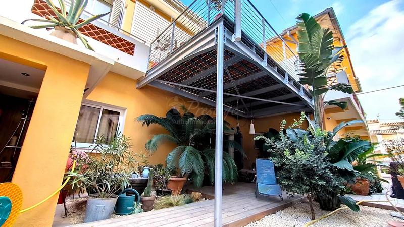 Maison - 158 m² - 7 pièces