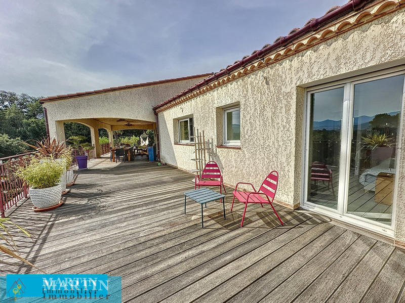 Villa - 325 m² - 10 pièces