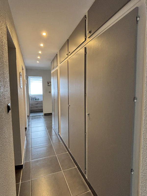 Appartement - 96 m² - 5 pièces