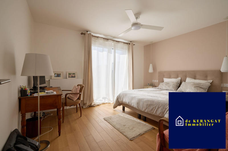 Appartement - 136 m² - 6 pièces