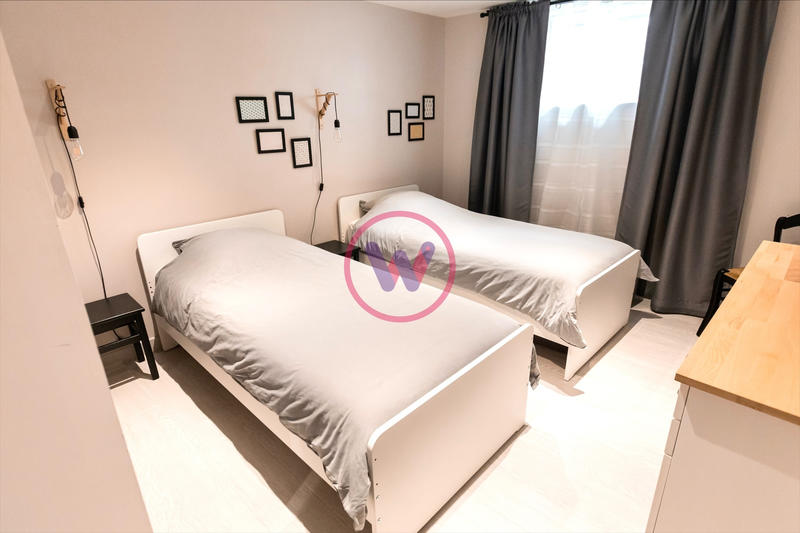 Immeuble - 158 m² - 11 pièces