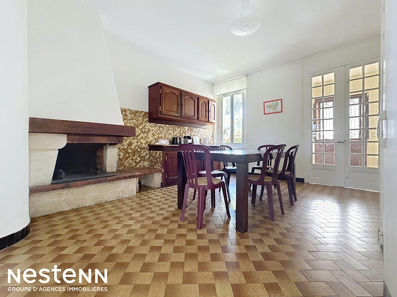 Maison - 184 m² - 7 pièces