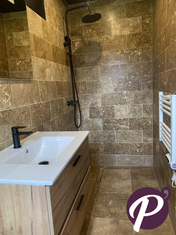 Maison contemporaine - 166 m² - 7 pièces