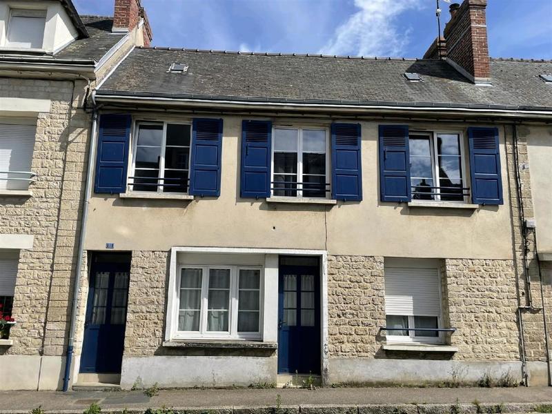 Maison ancienne - 94 m² - 5 pièces