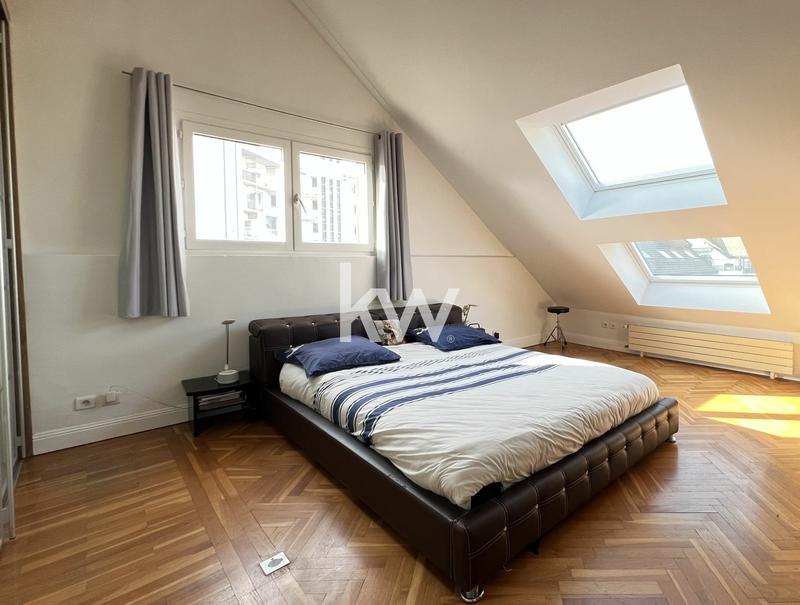 Maison de ville - 213 m² - 7 pièces