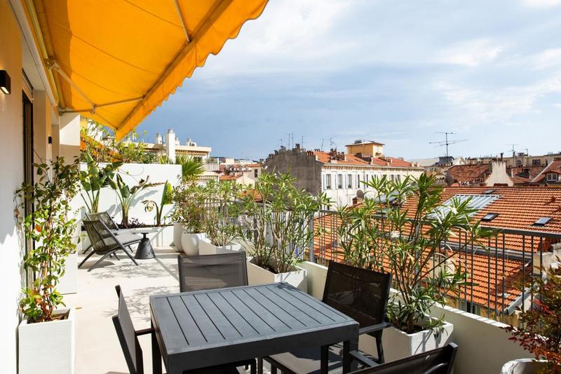 Appartement - 95 m² - 4 pièces