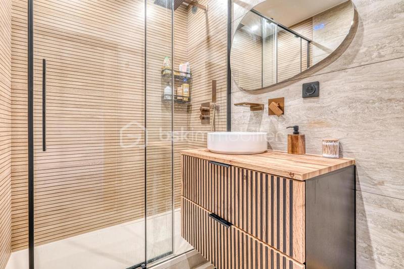 Duplex - 93 m² - 5 pièces