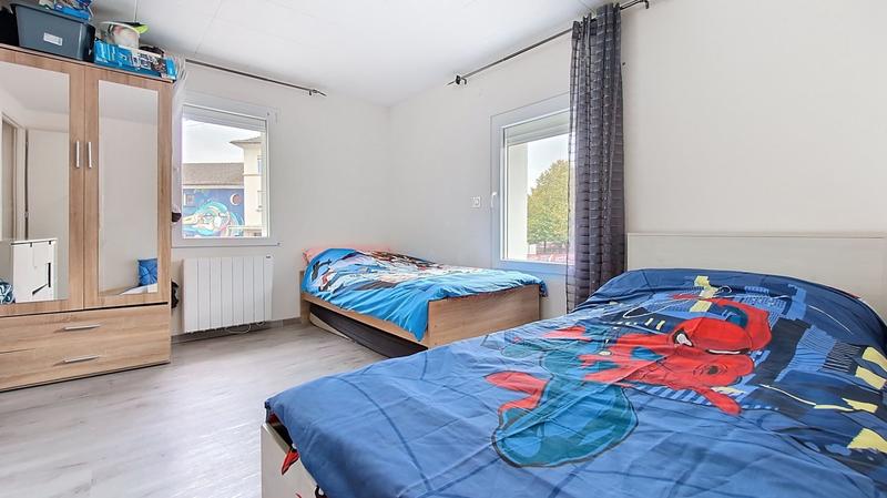 Maison traditionnelle - 82 m² - 4 pièces