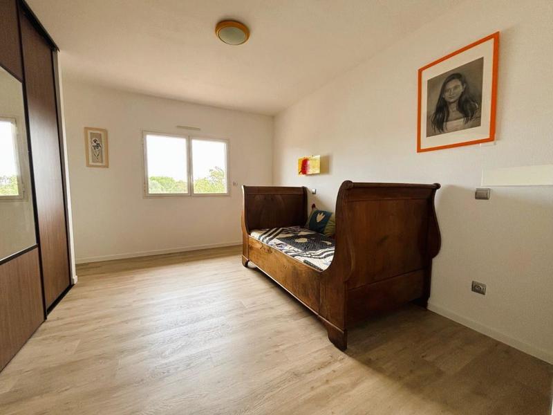 Maison - 254 m² - 6 pièces