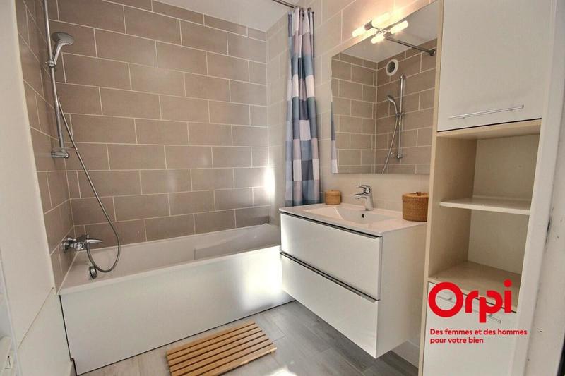 Appartement - 82 m² - 4 pièces