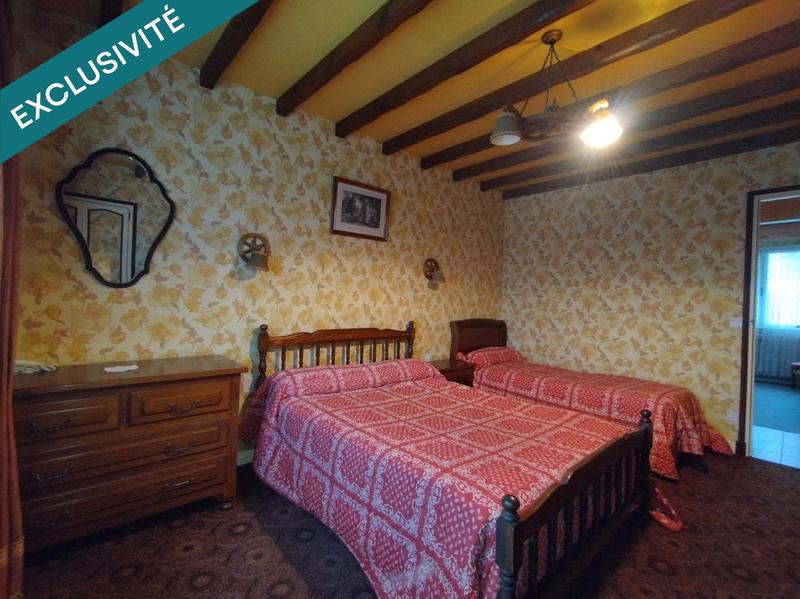 Maison - 200 m² - 8 pièces