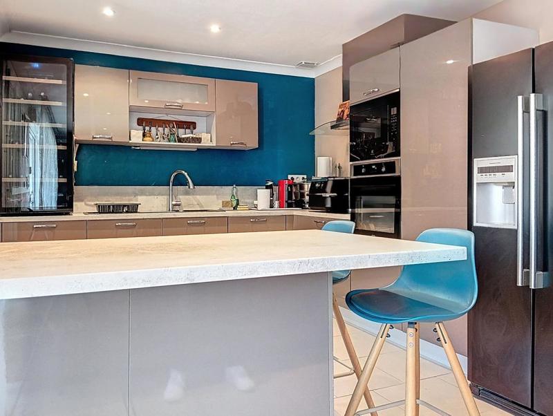 Maison - 111 m² - 5 pièces