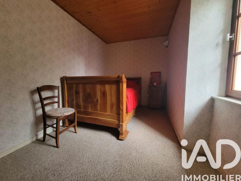 Maison - 99 m² - 5 pièces