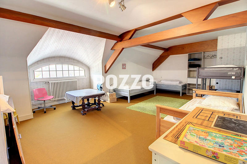 Maison - 172 m² - 6 pièces