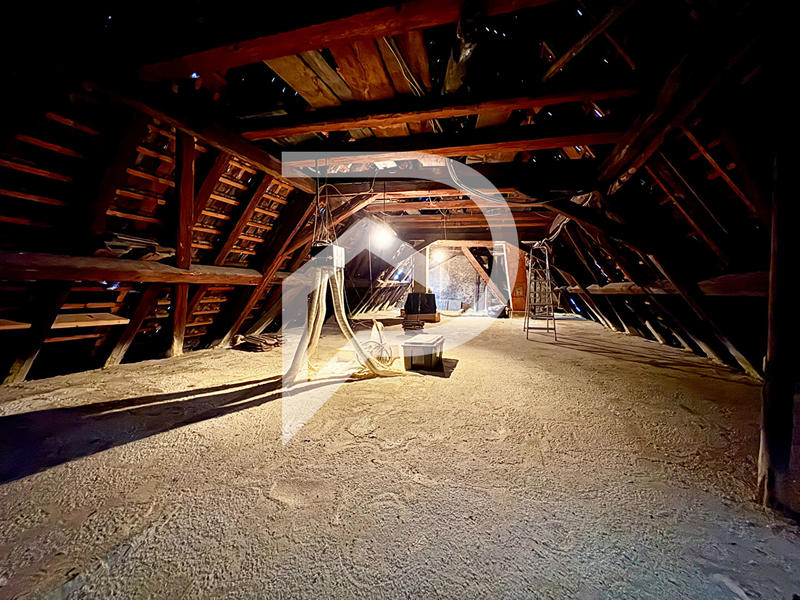 Maison de ville - 169 m² - 7 pièces