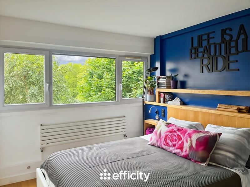 Appartement - 80 m² - 5 pièces