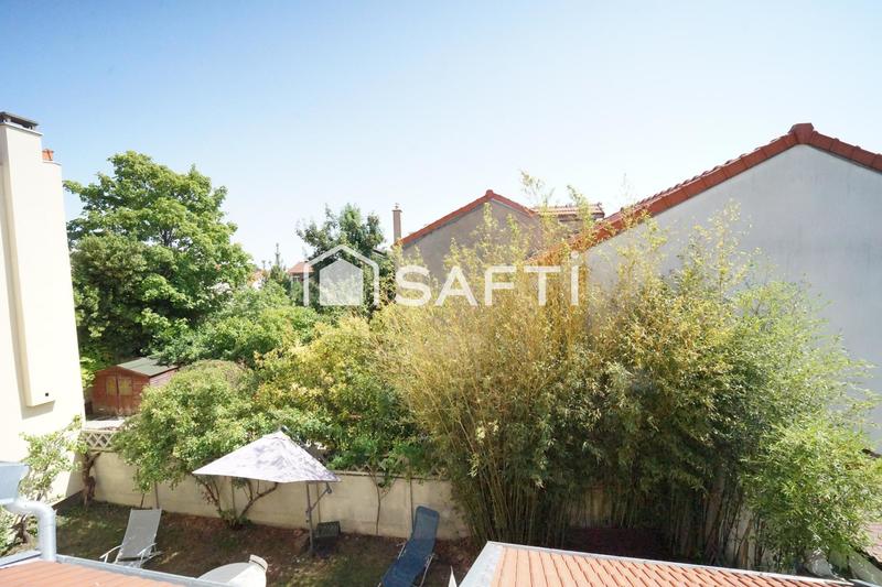 Maison - 80 m² - 4 pièces