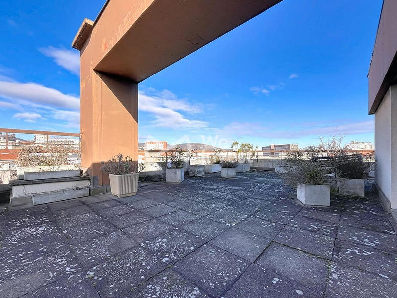 Appartement - 158 m² - 7 pièces