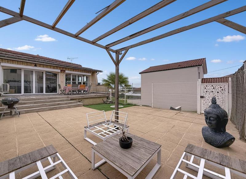 Appartement - 66 m² - 3 pièces