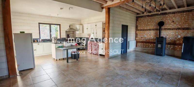 Maison - 219 m² - 4 pièces