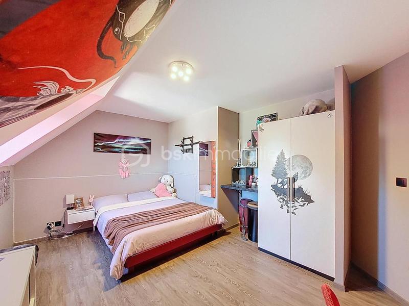 Pavillon - 137 m² - 6 pièces