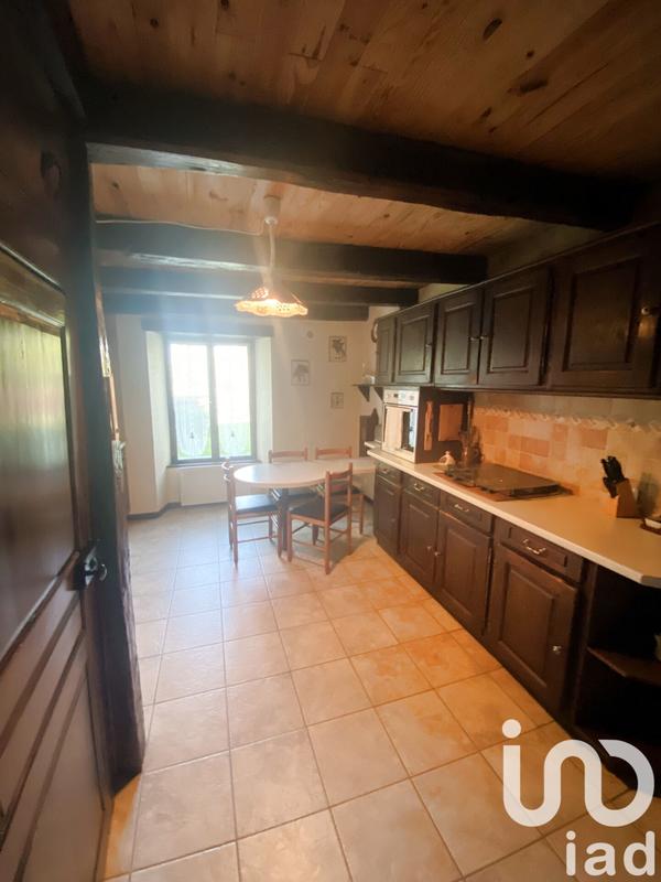 Maison - 210 m² - 6 pièces