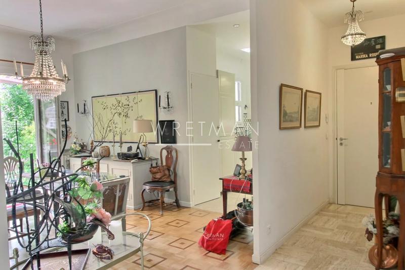 Appartement - 85 m² - 3 pièces