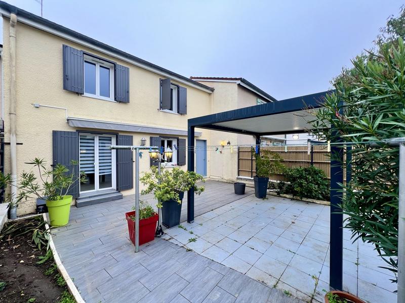 Maison - 105 m² - 7 pièces