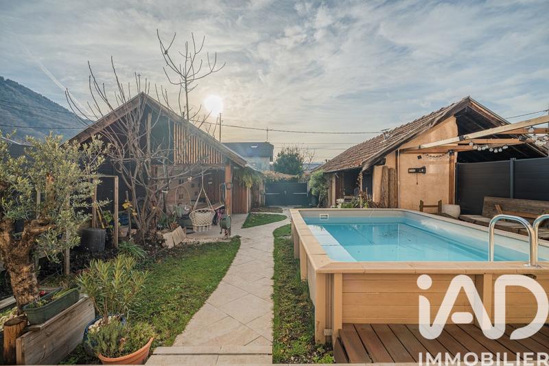 Maison - 101 m² - 4 pièces