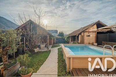 Maison - 101 m² - 4 pièces