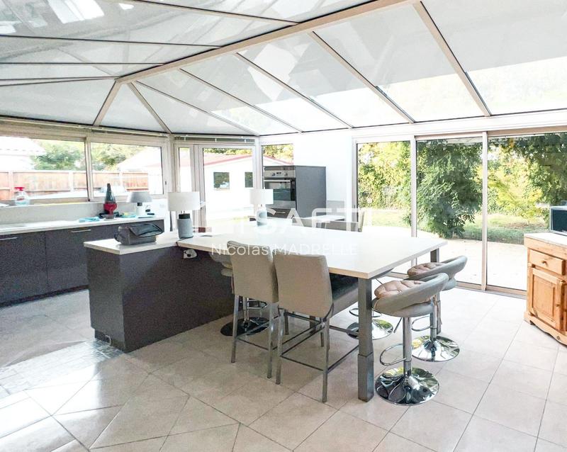 Maison - 145 m² - 5 pièces