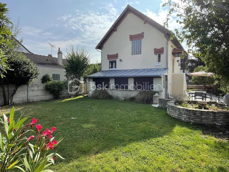 Pavillon - 100 m² - 5 pièces