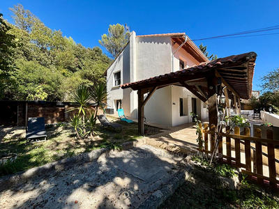 Maison - 140 m² - 6 pièces