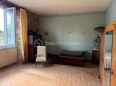 Maison de village - 207 m² - 8 pièces