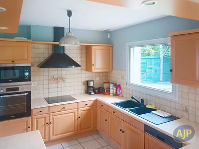 Maison - 160 m² - 7 pièces