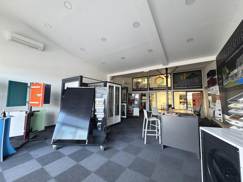 Local commercial - 160 m²