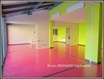 Local commercial - 390 m² - 10 pièces