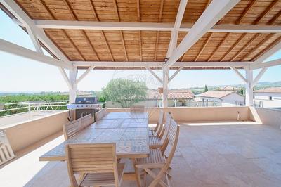 Maison - 180 m² - 6 pièces