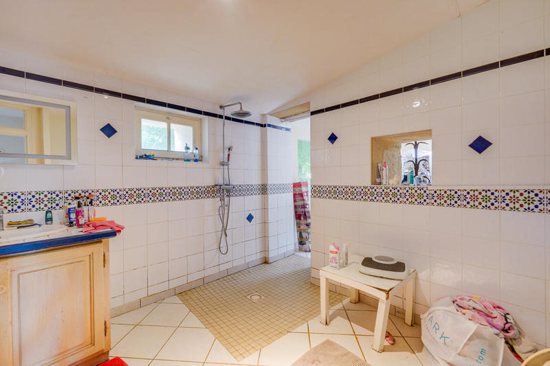 Maison - 185 m² - 6 pièces