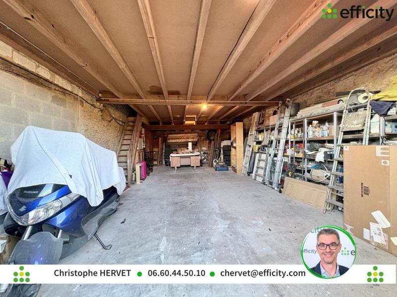 Maison - 380 m² - 11 pièces