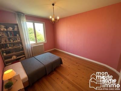 Maison - 100 m² - 5 pièces