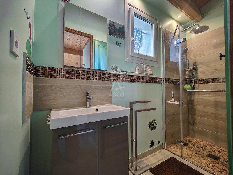 Maison - 87 m² - 4 pièces