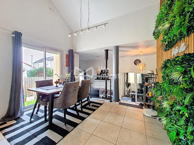 Maison contemporaine - 62 m² - 4 pièces