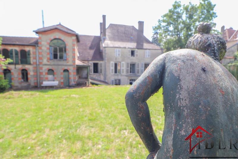 Demeure - 402 m² - 14 pièces