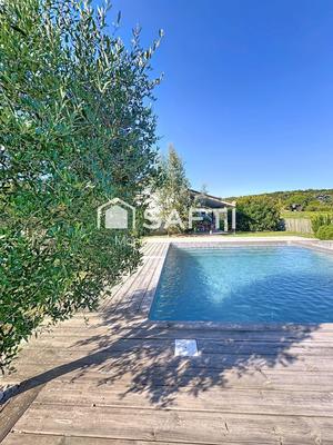 Maison - 156 m² - 5 pièces